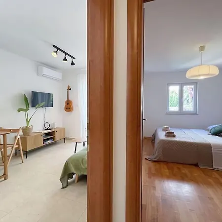 Jungle Breeze Apartment Hvar Town