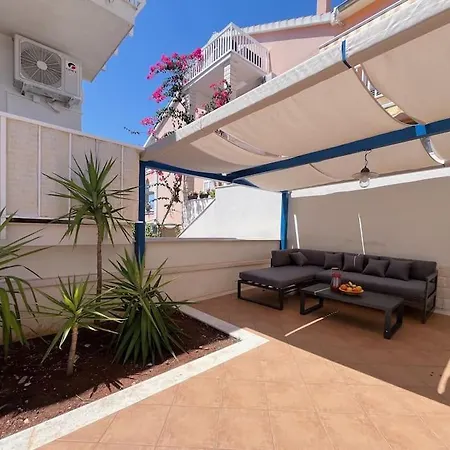 Jungle Breeze Apartment